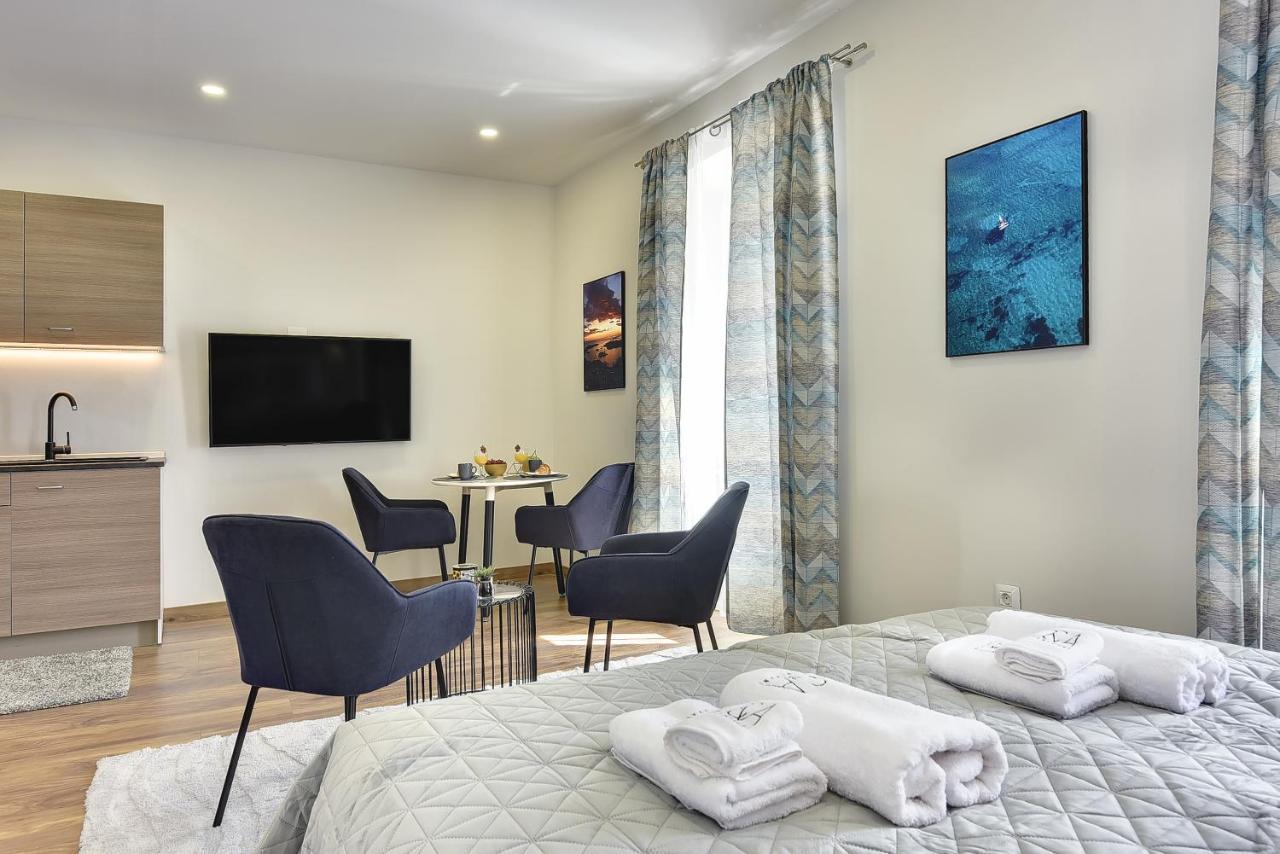 D&A Central Luxury Apartments With Free Parking プーラ エクステリア 写真