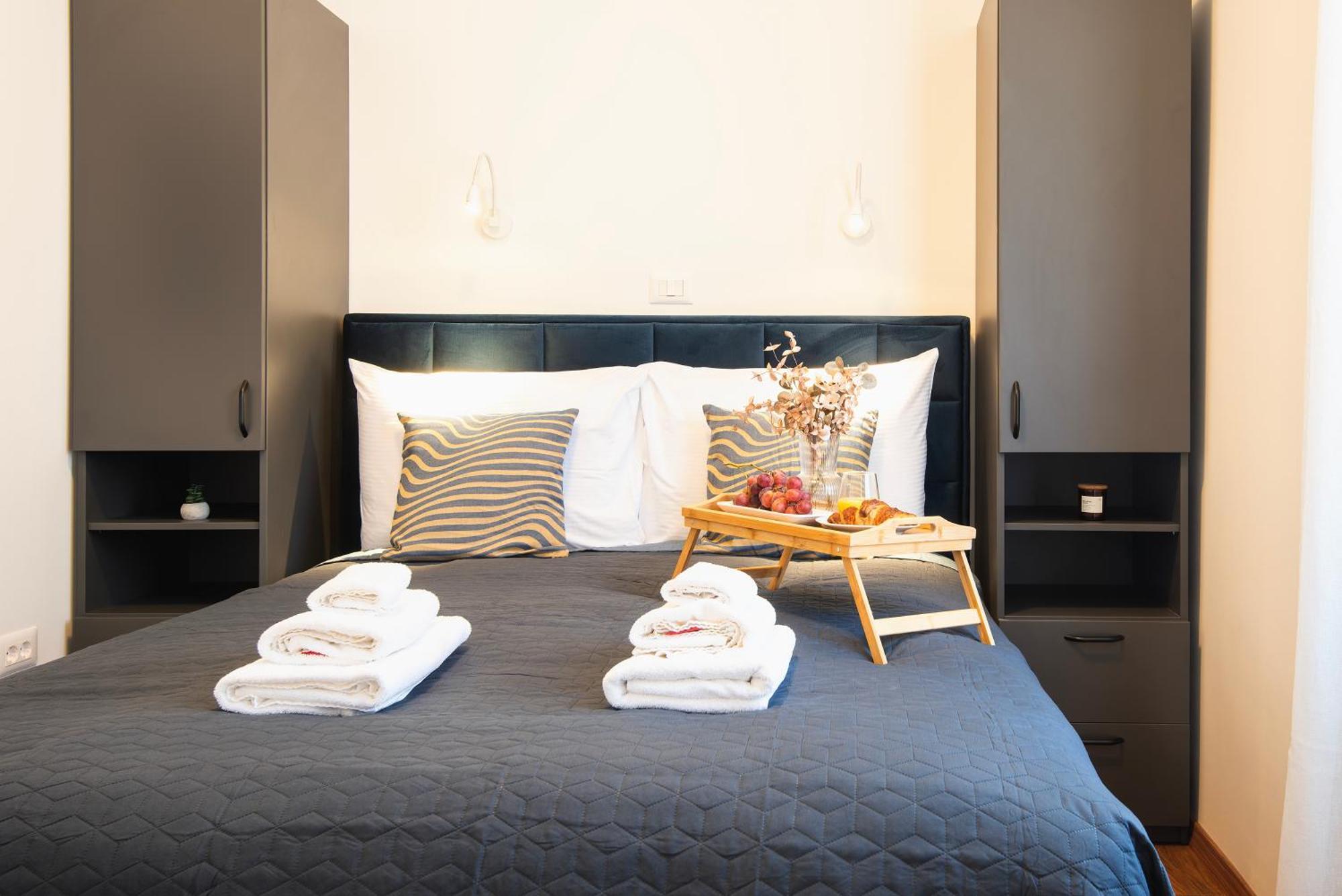 D&A Central Luxury Apartments With Free Parking プーラ エクステリア 写真